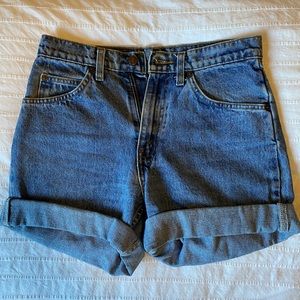 Levi’s shorts